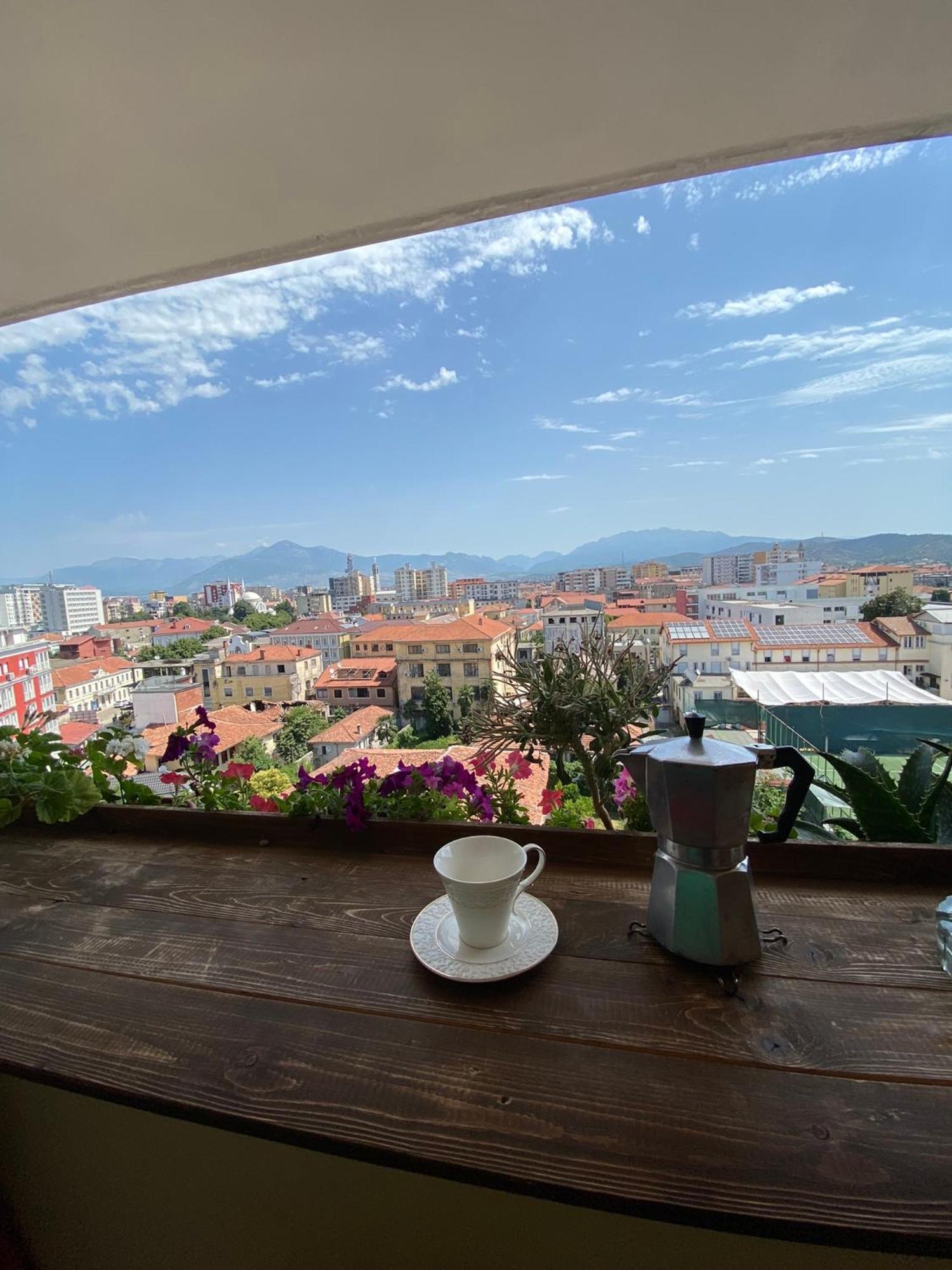 Stay The Night Shkodra Apartment City Centre Dış mekan fotoğraf